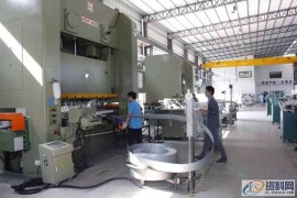 冲压模具的种类有哪些？