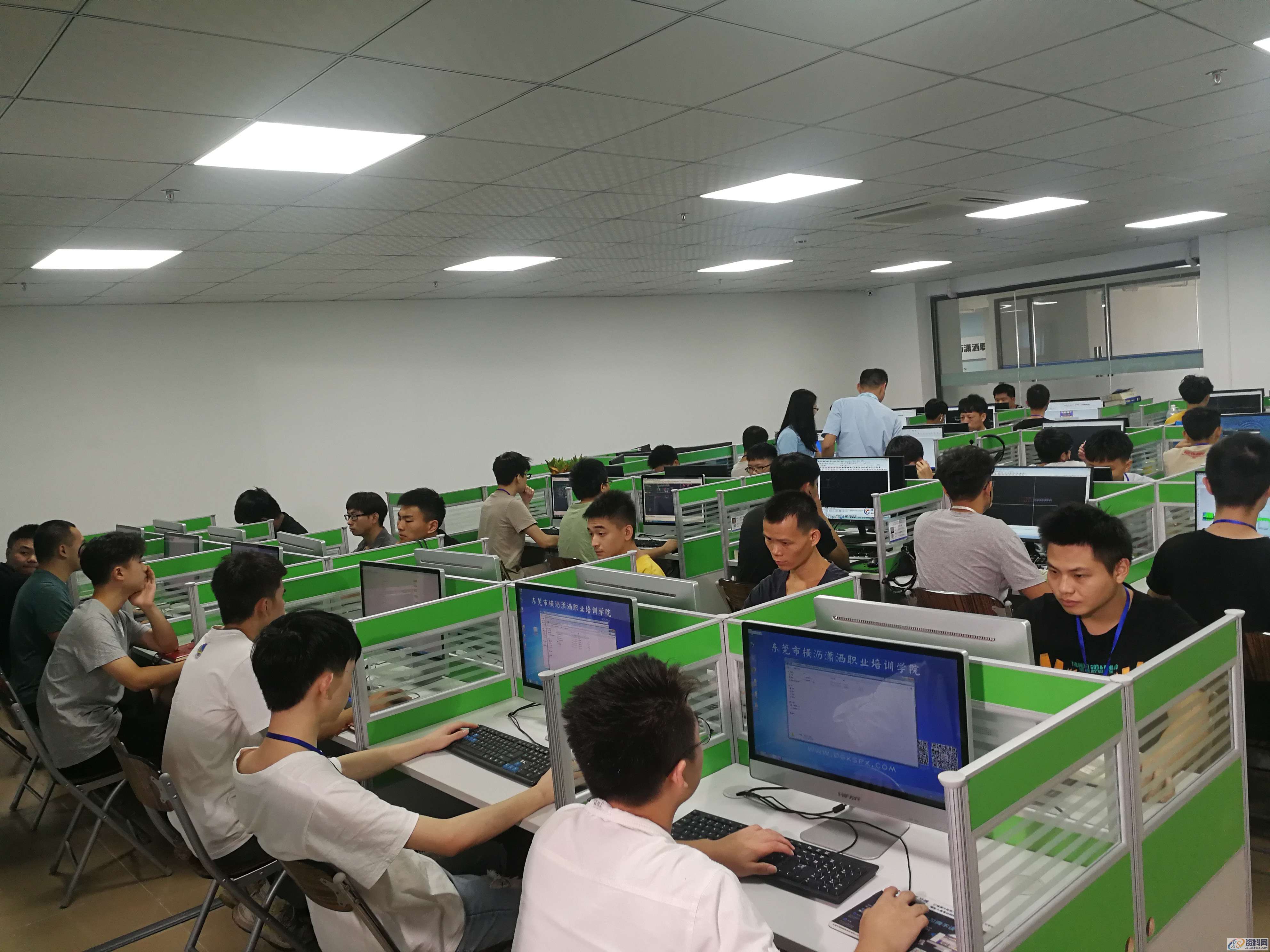 模具厂干了将近三年，目前想学模具设计，好学吗？,模具设计,第1张